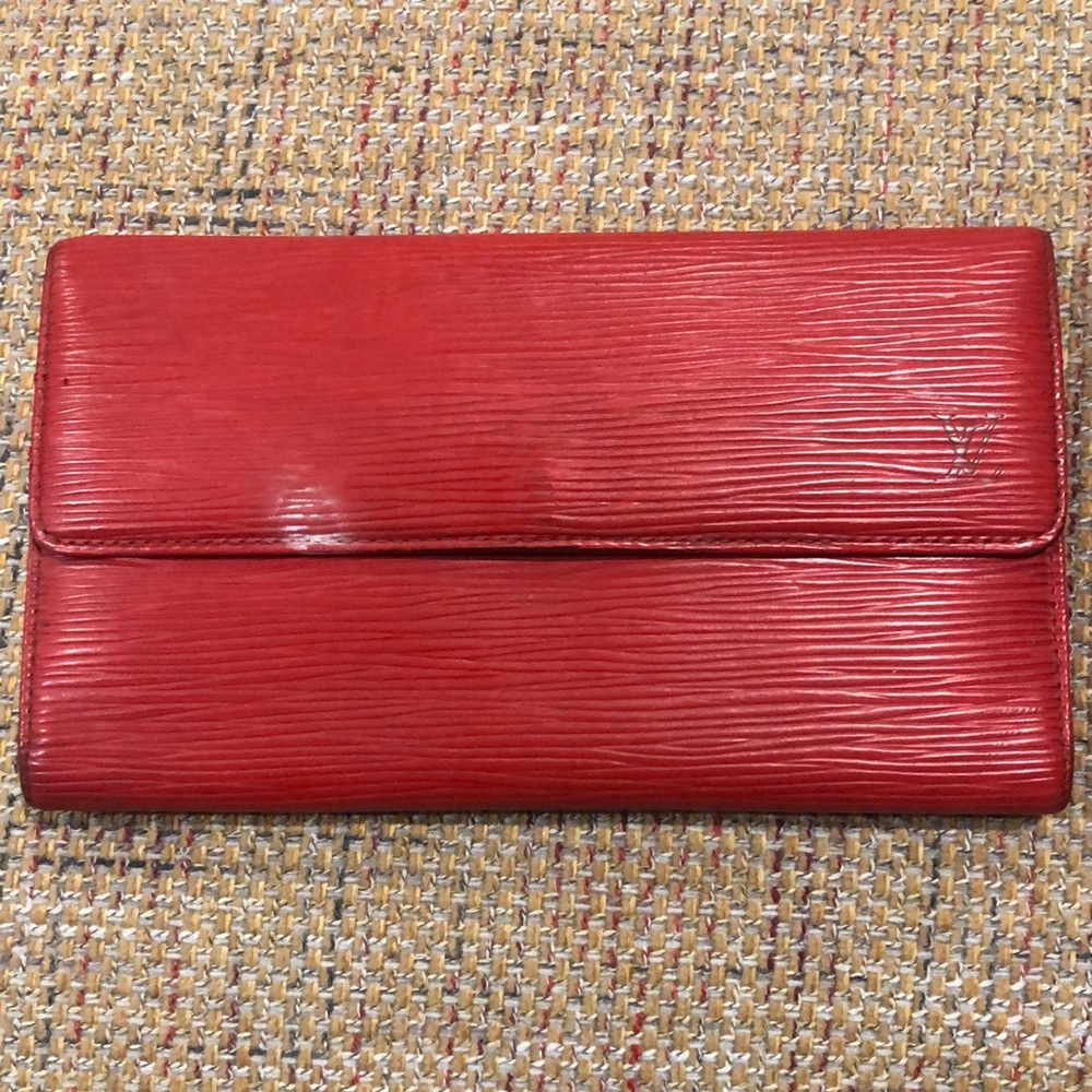 LOUIS VUITTON Sarah International Wallet RED EPI Leather Trifold Full Length